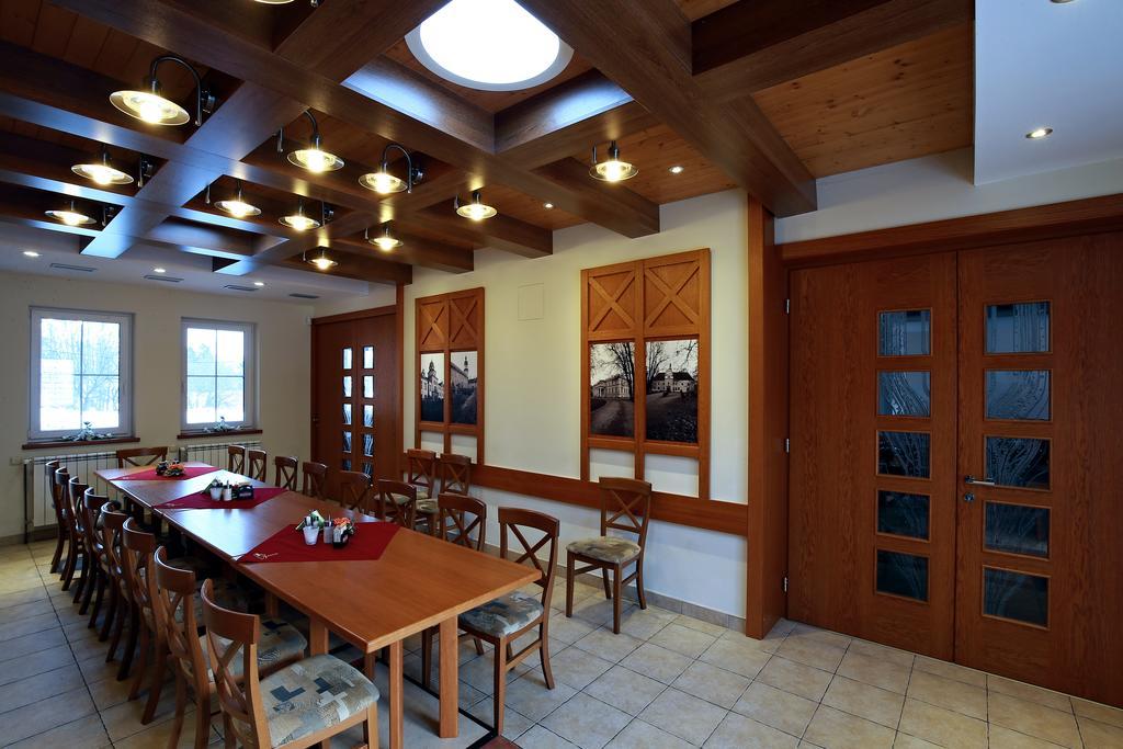 Wellness Penzion Pod Rozhlednou Kostelec nad Orlici ภายนอก รูปภาพ